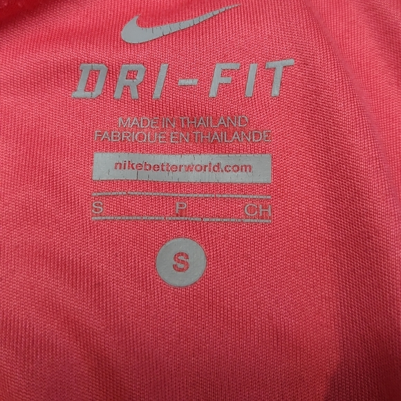 Women's NIKE Dri-fit long sleeve polyester top. Size small. - Picture 6 of 10